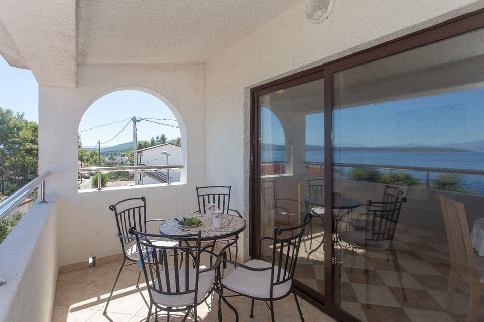 balcony-terrace