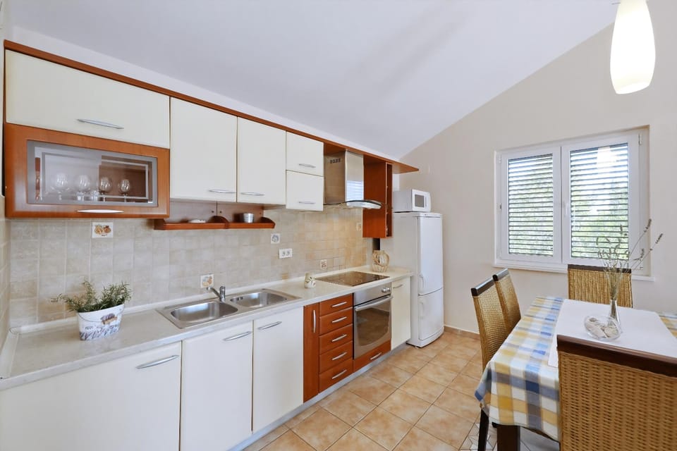 kitchen-diner