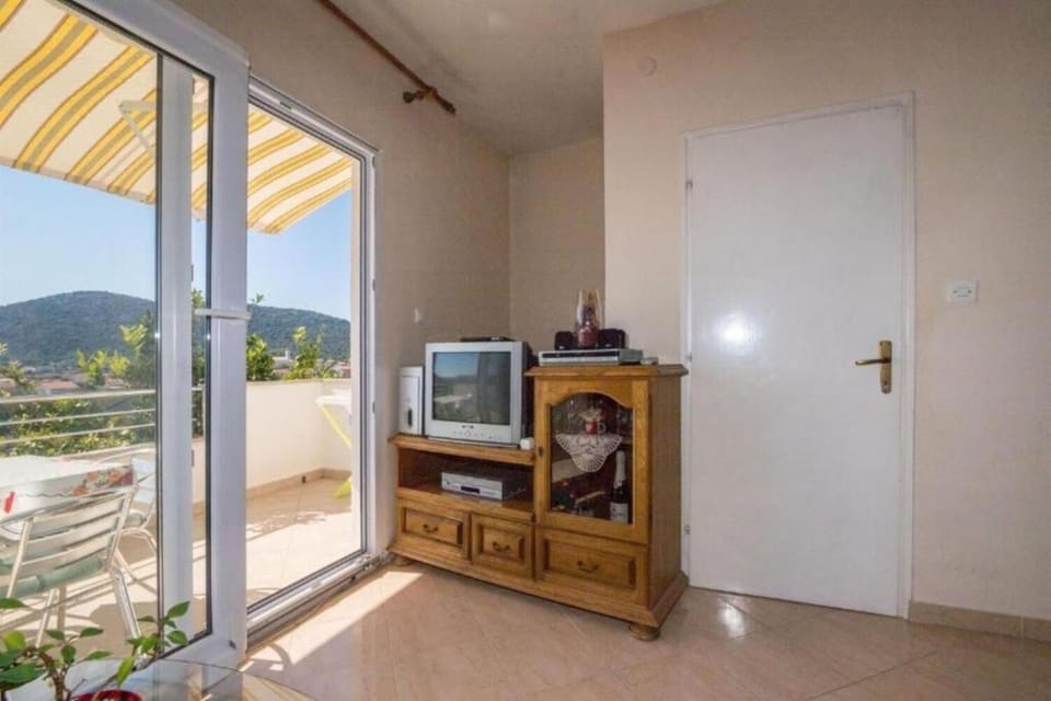 balcony-terrace