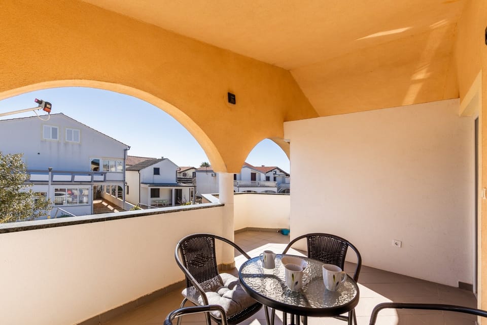 balcony-terrace