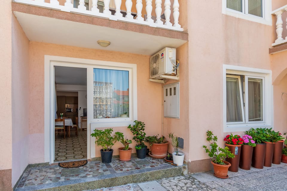 image/jpeg