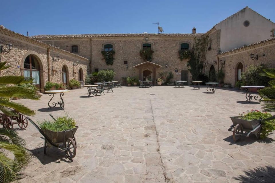 Agriturismo Gigliotto Hotel Farm Stay in Sicily