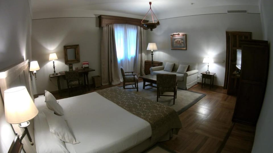 Parador de Santiago - Hostal Reis Catolicos Hotel in Santiago de Compostela