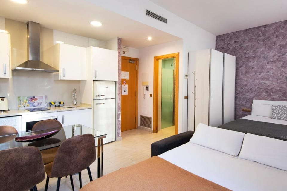 Aparthotel Rambla108 Apartment hotel in Barcelona