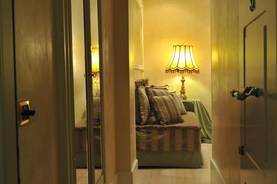 MDM Guesthouse Bed and Breakfast in Rome