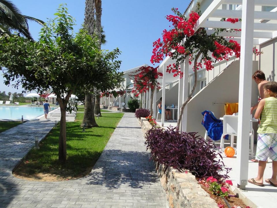Mon Repos Hotel Hotel in Sotira
