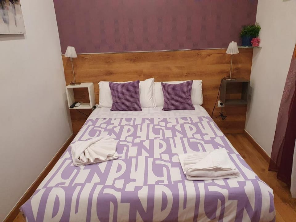 Hostal Abel Victoriano Bed and Breakfast in Centro