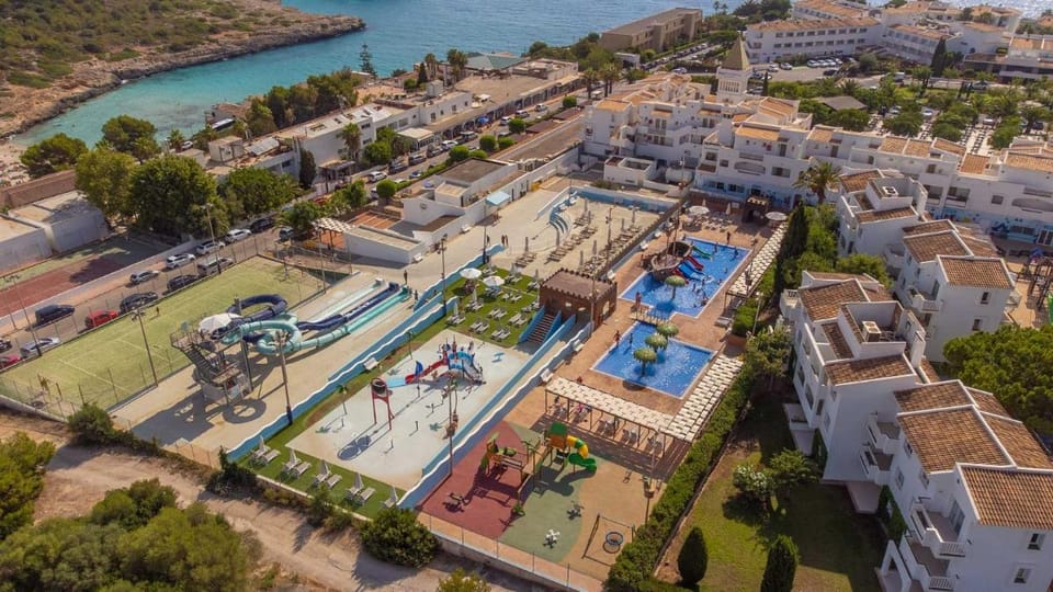 Blau Punta Reina Resort Hotel in Llevant