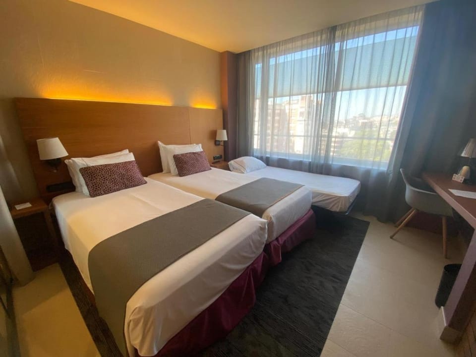 Badalona Tower Hotel Hotel in Badalona