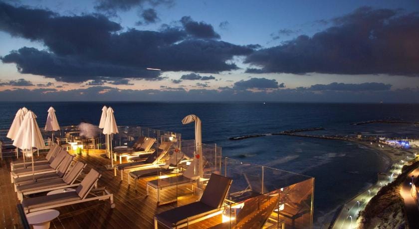 Carlton Tel Aviv Hotel - Luxury on the Beach Hotel in Tel Aviv-Yafo