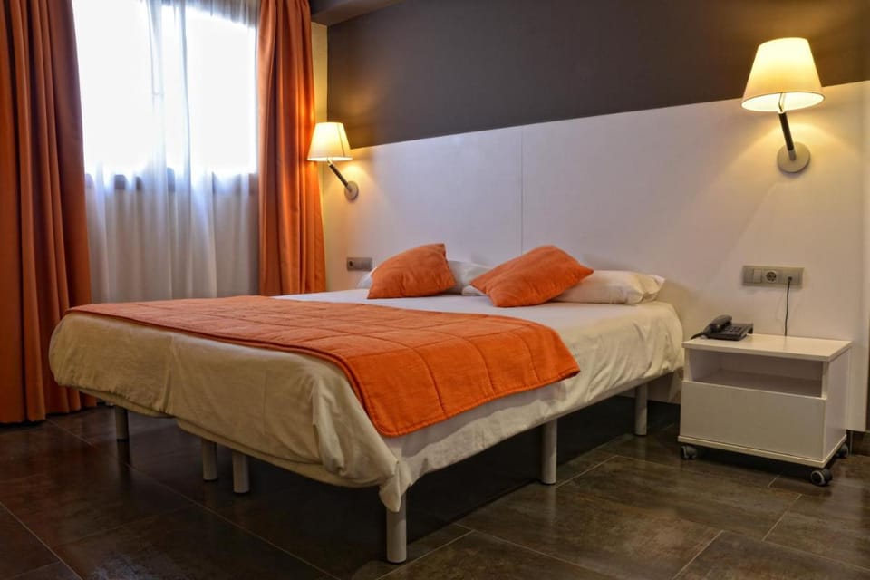 Hotel Can Batiste Hotel in Montsià