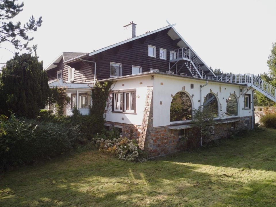 Ardennes Retreat for Groups Vacation rental in Manhay