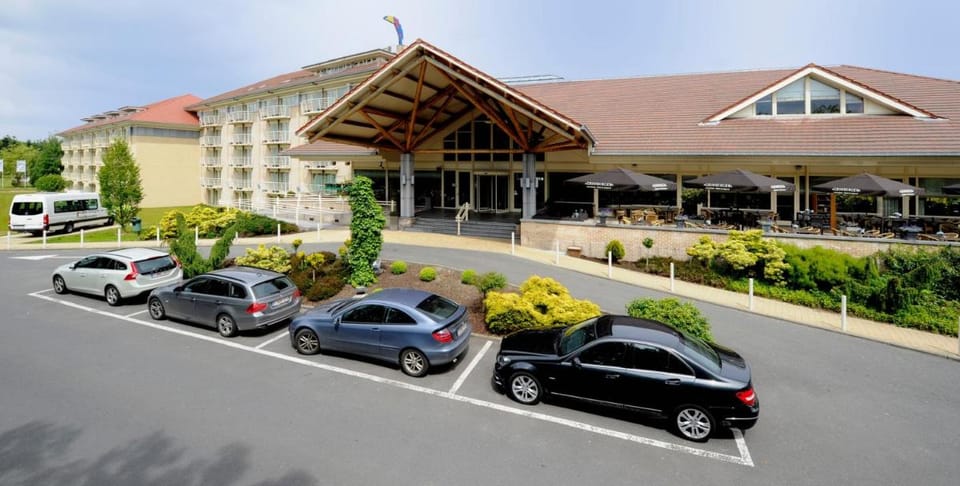Hotel Charleroi Airport - Van Der Valk Hotel in Charleroi