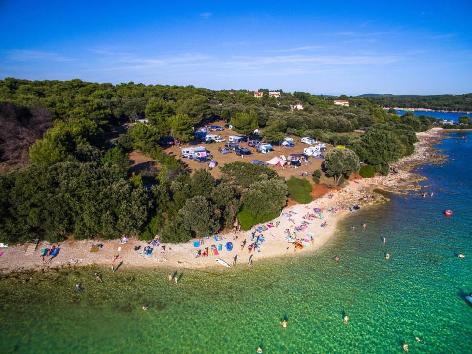 Arena Indije Mobile Homes Campground/ 
RV Resort in Banjole