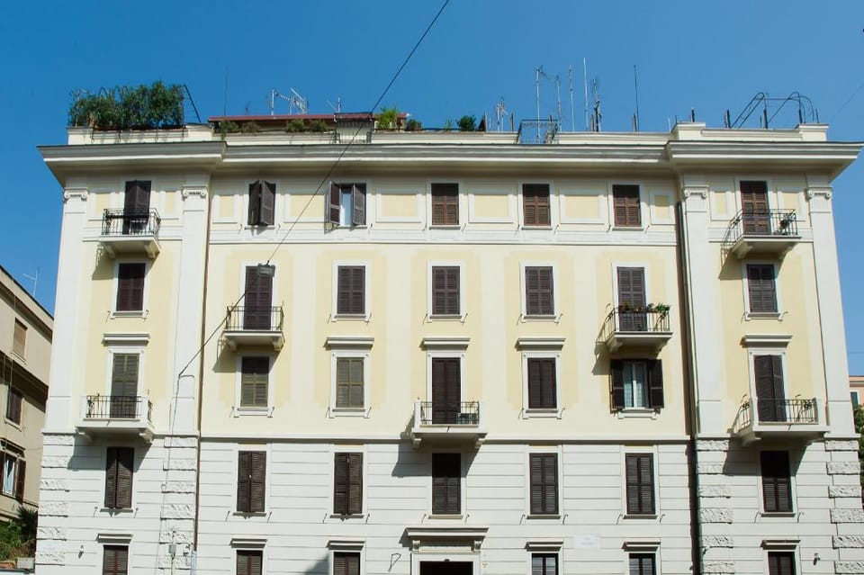 Borghese Executive Suite Hotel in Rome