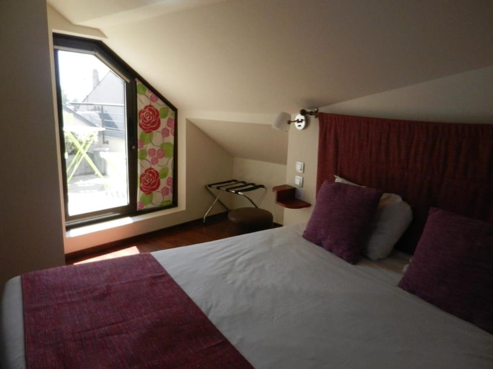 L'HOTEL de CHARTRES Hotel in Chartres