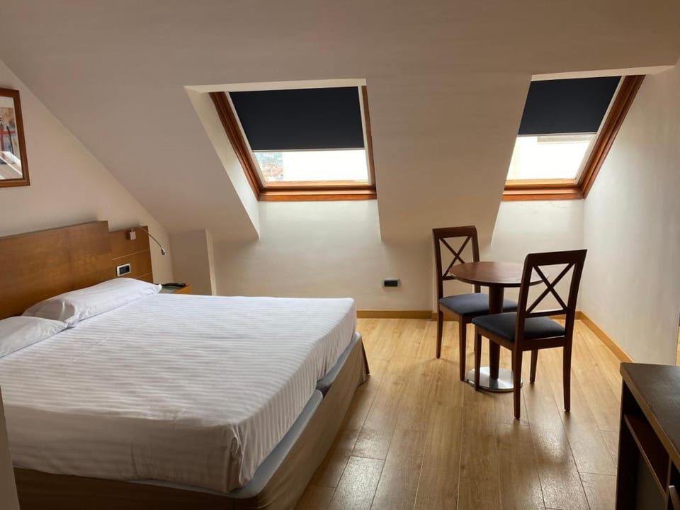 Duerming Longoria Plaza Hotel Hotel in Oviedo
