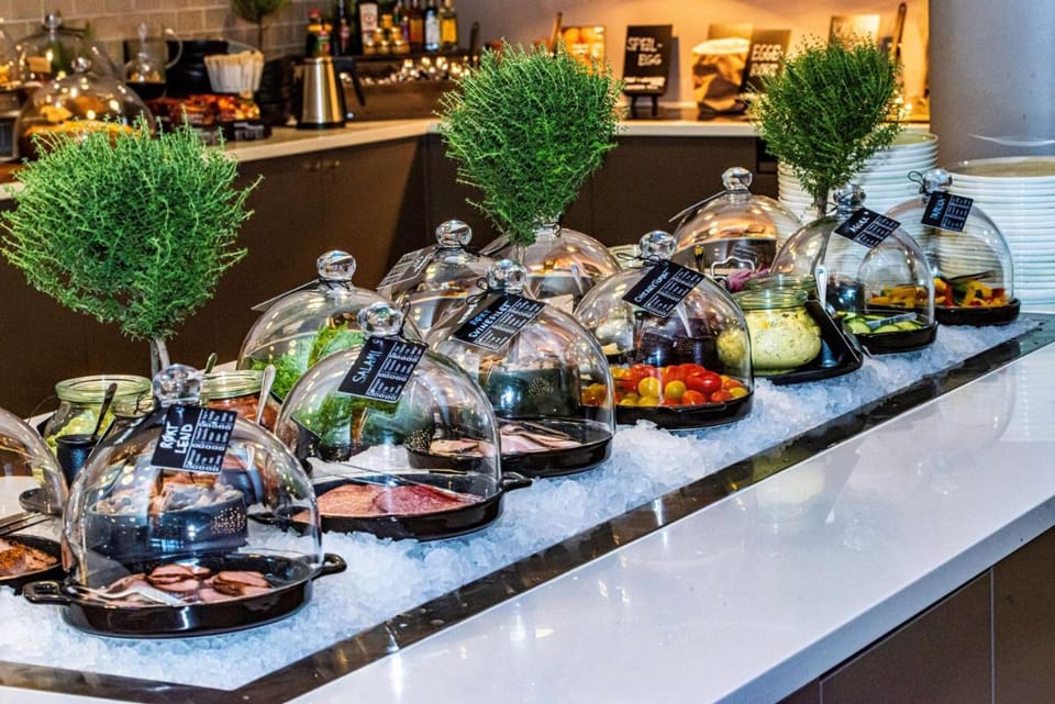 Park Inn by Radisson Oslo Airport Hotel West Hotel in Viken, Norway