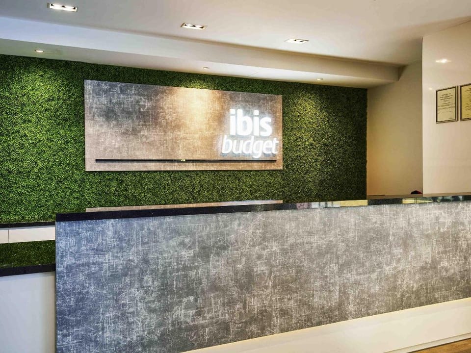 Ibis Budget Singapore Emerald Hotel in Singapore