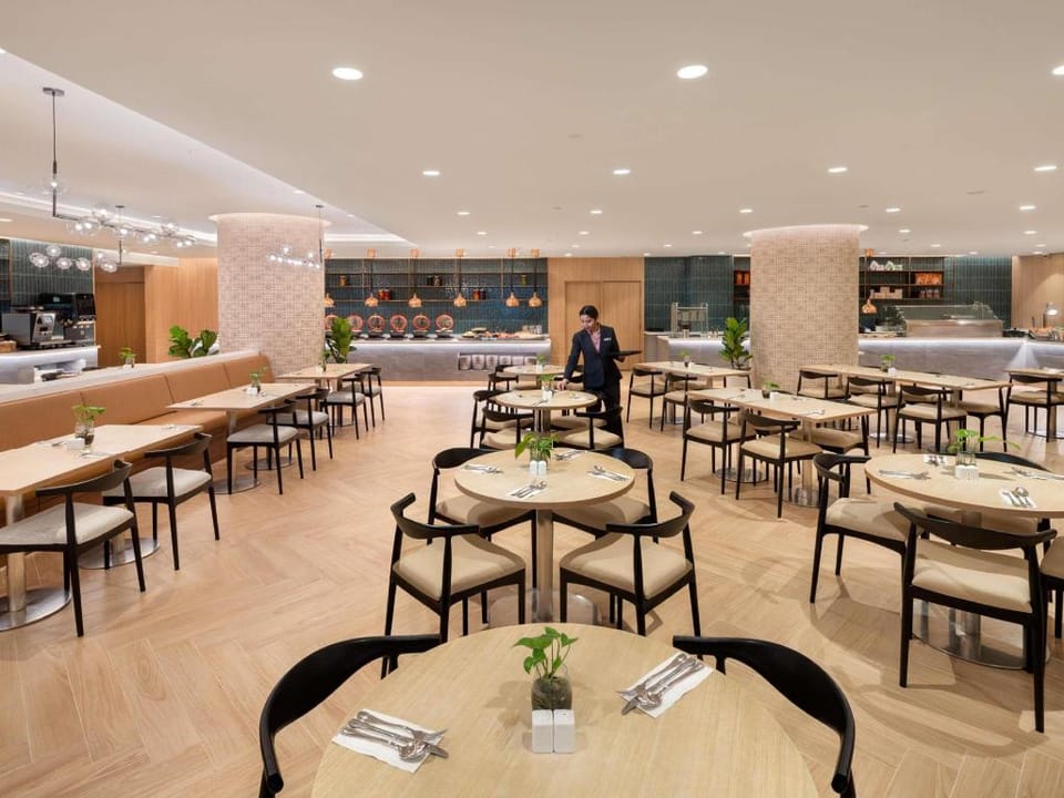 Grand Mercure Singapore Roxy Hotel in Singapore