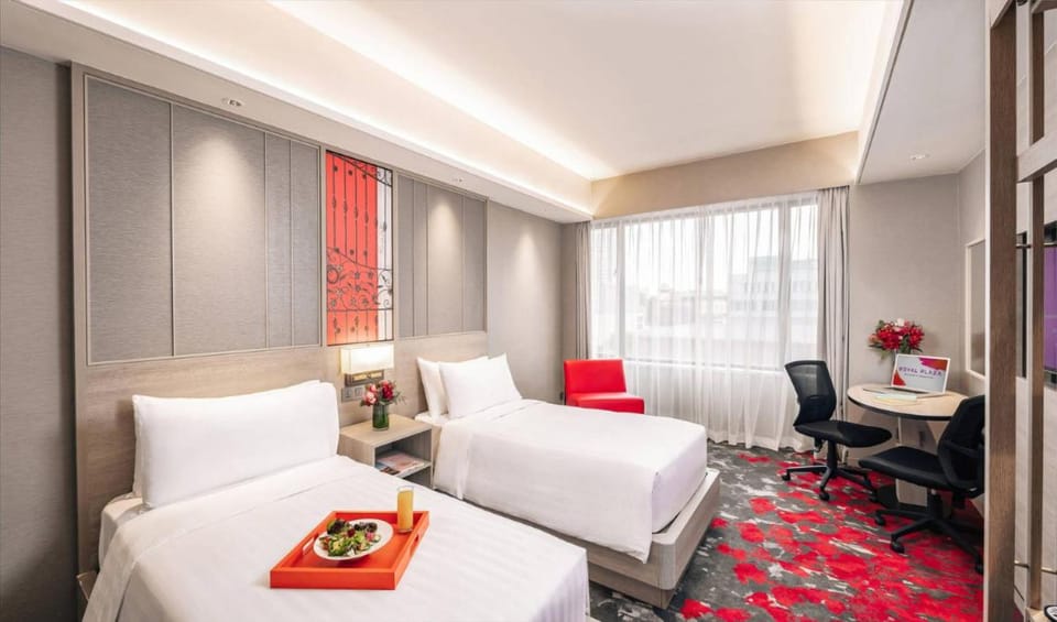 Royal Plaza On Scotts Hotel in Singapore