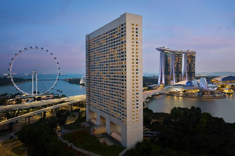 The Ritz-Carlton Millenia Singapore Hotel in Singapore