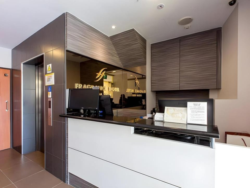 Fragrance Hotel-Ocean View Hotel in Singapore