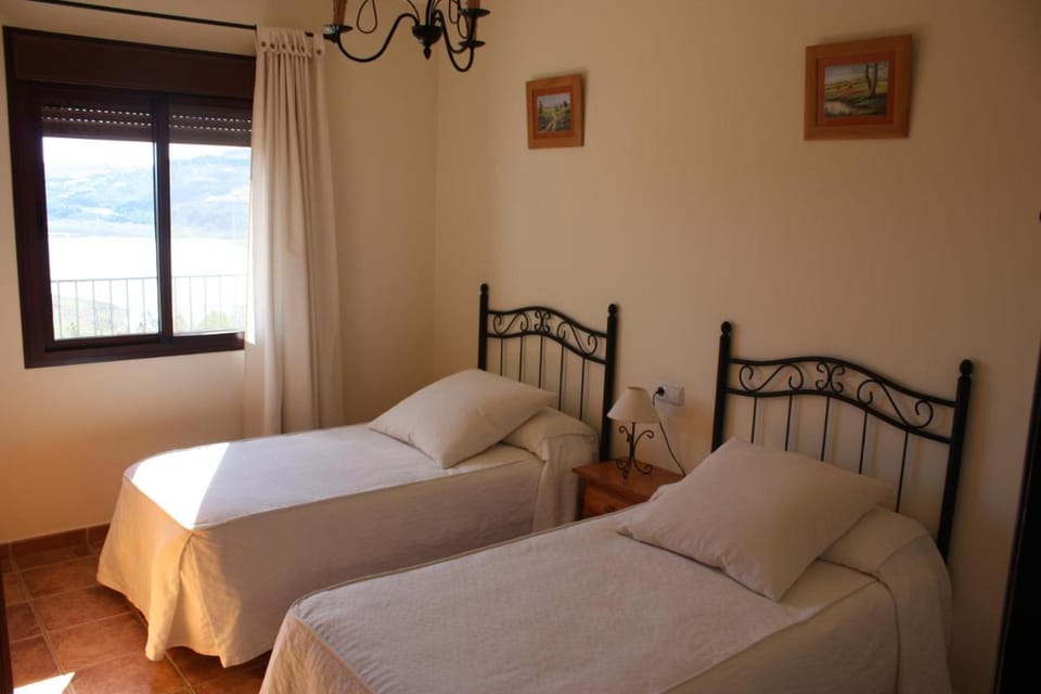 Alojamientos Huetor Vacation rental in Axarquía