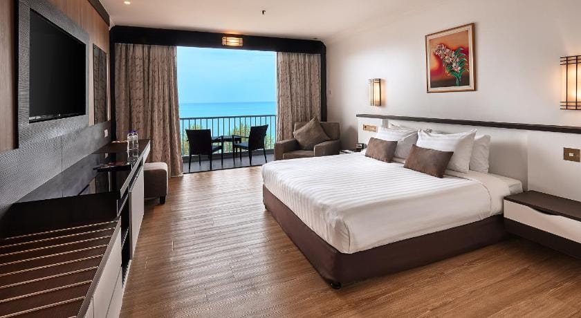 The Bayview Beach Resort Resort in Batu Ferringhi, Penang, Malaysia