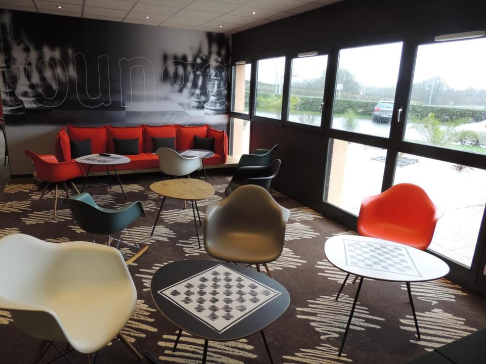 Ibis Auray Hotel in Auray