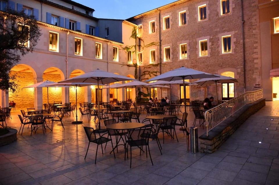 Hotellerie Notre Dame de Lumieres Hotel in Goult