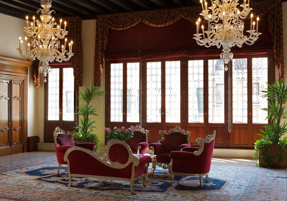 Hotel Liassidi Palace Hotel in Venice