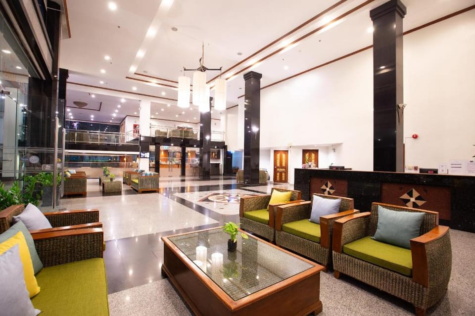 C H Hotel Hotel in Chiang Mai