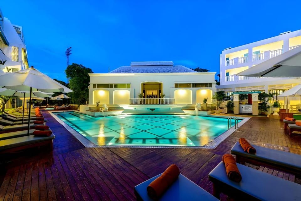 Andaman Seaview, Karon Beach - SHA Plus Hotel in Phuket