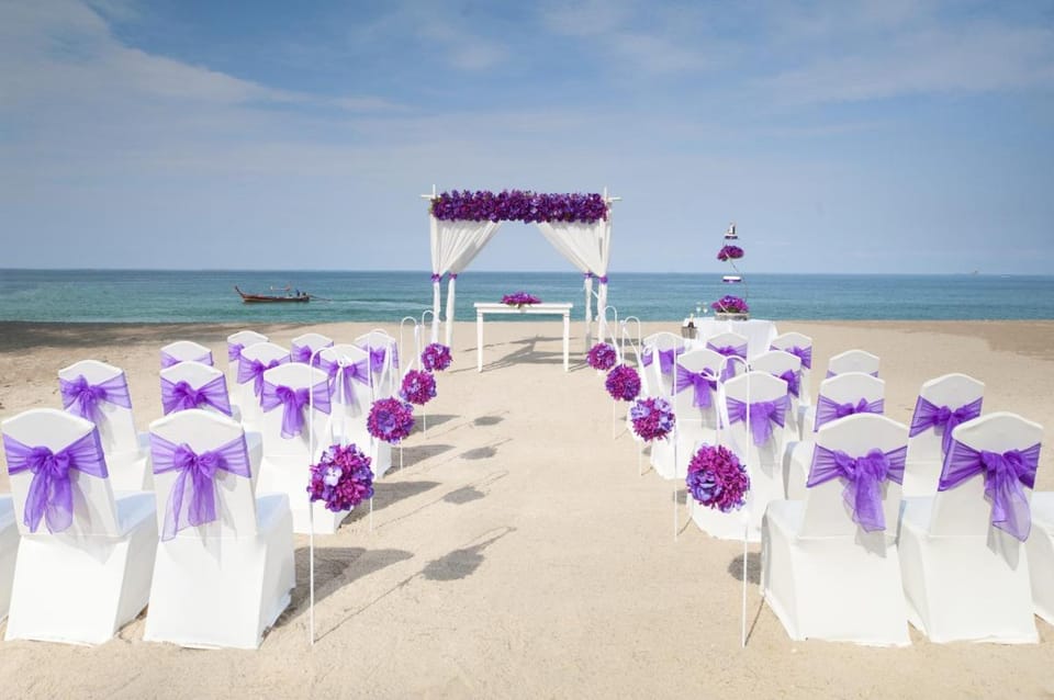 Dusit Thani Laguna Phuket Hotel in Choeng Thale