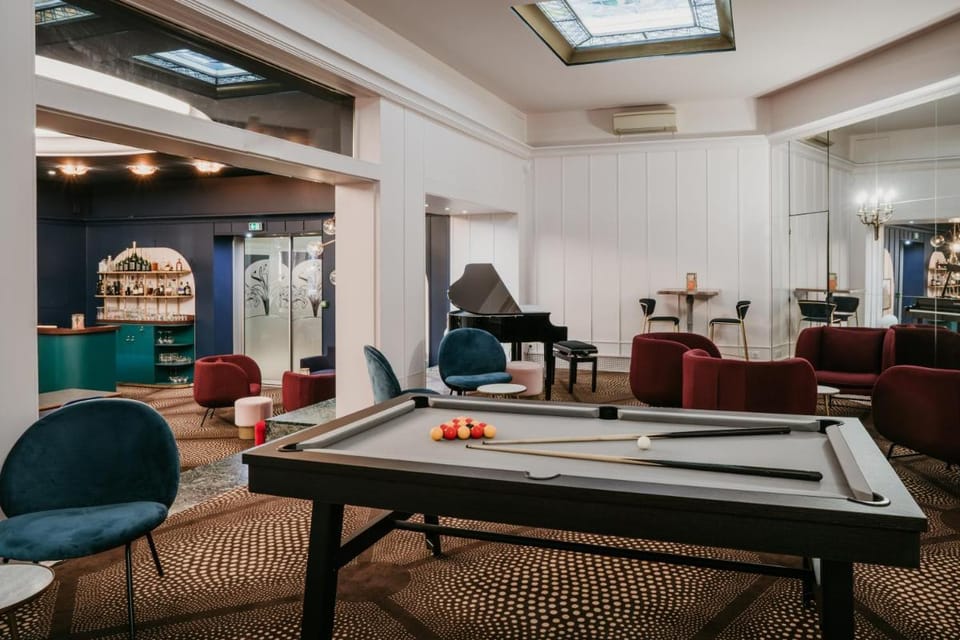 Le Grand Hotel Hotel in Valenciennes
