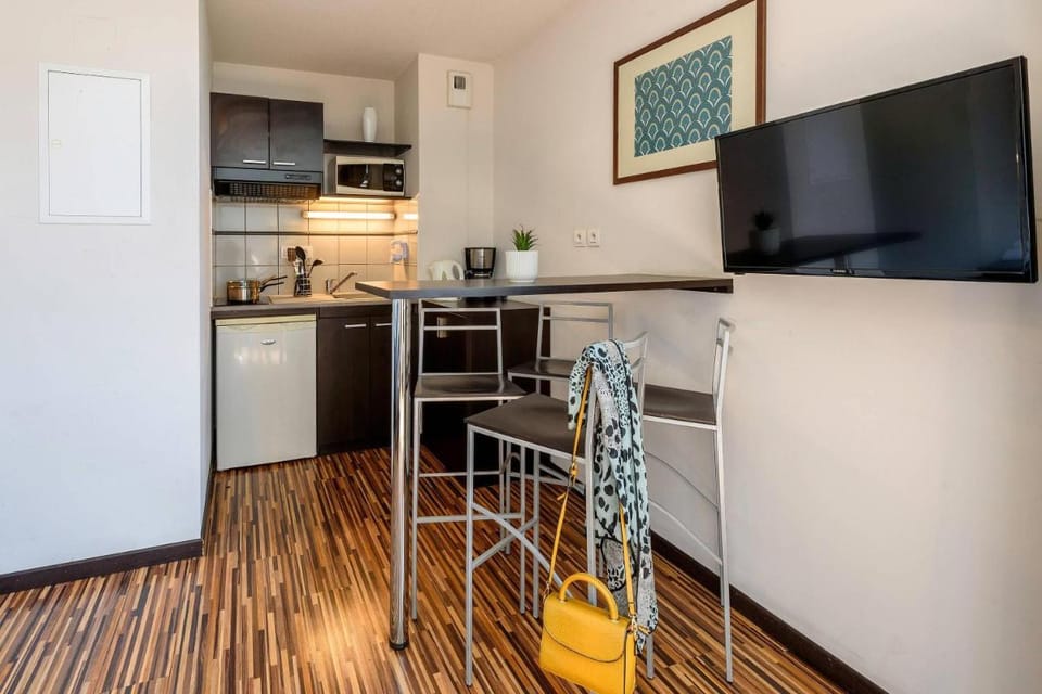 Clarion Aparthotel Toulouse Le Parc de l Escale Hotel in Toulouse