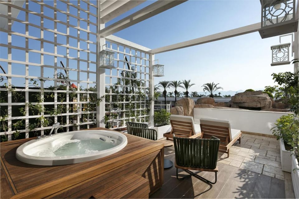 Titanic Deluxe Lara Resort in Antalya Province