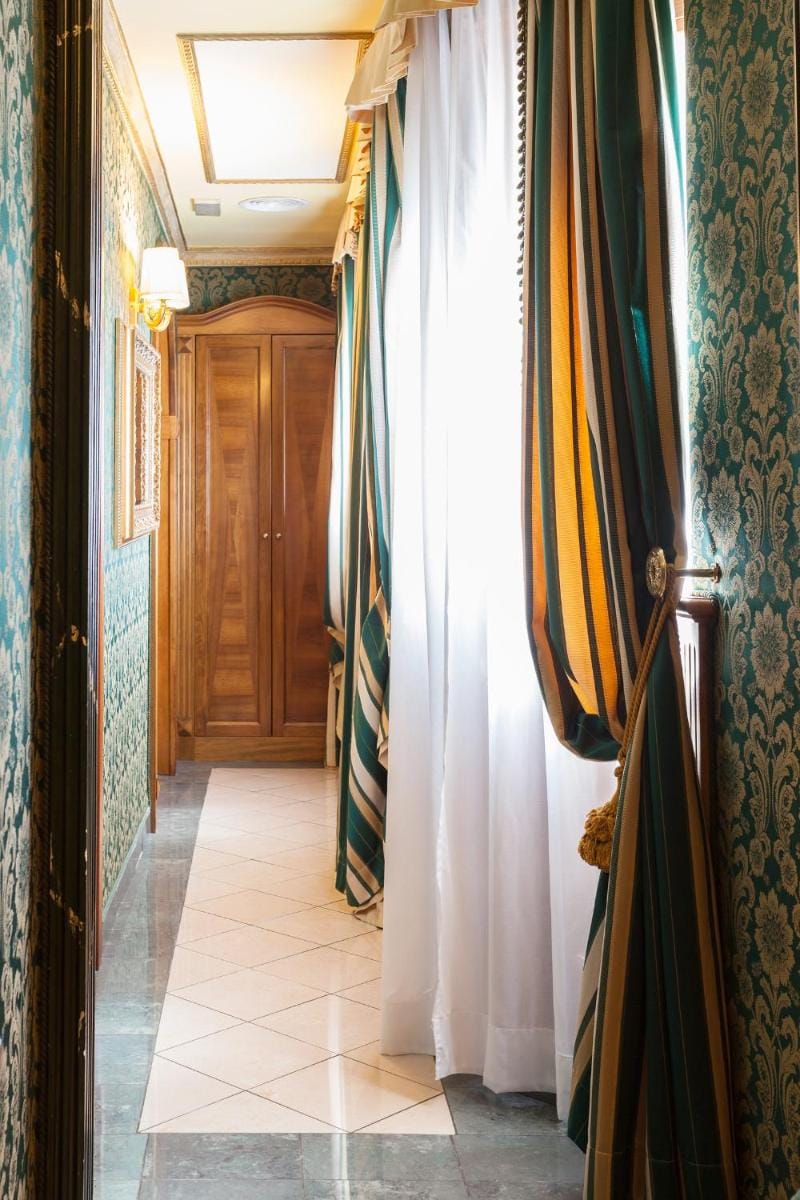 Hotel Manfredi Suite In Rome Hotel in Rome