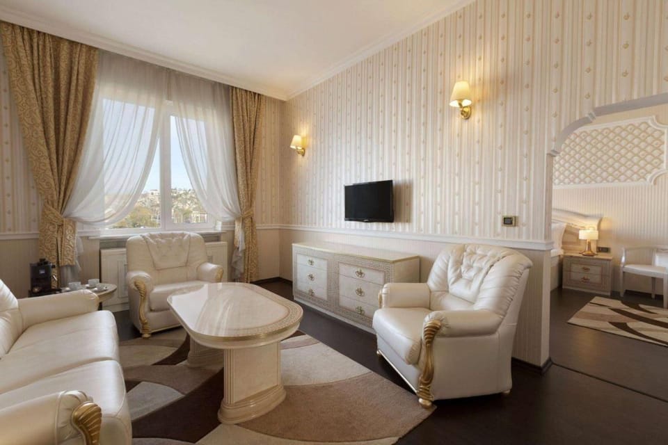 Ramada Plovdiv Trimontium Hotel in Plovdiv