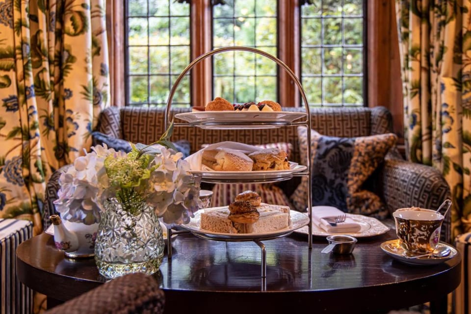 Langshott Manor - Luxury Hotel Gatwick Hotel in Horley