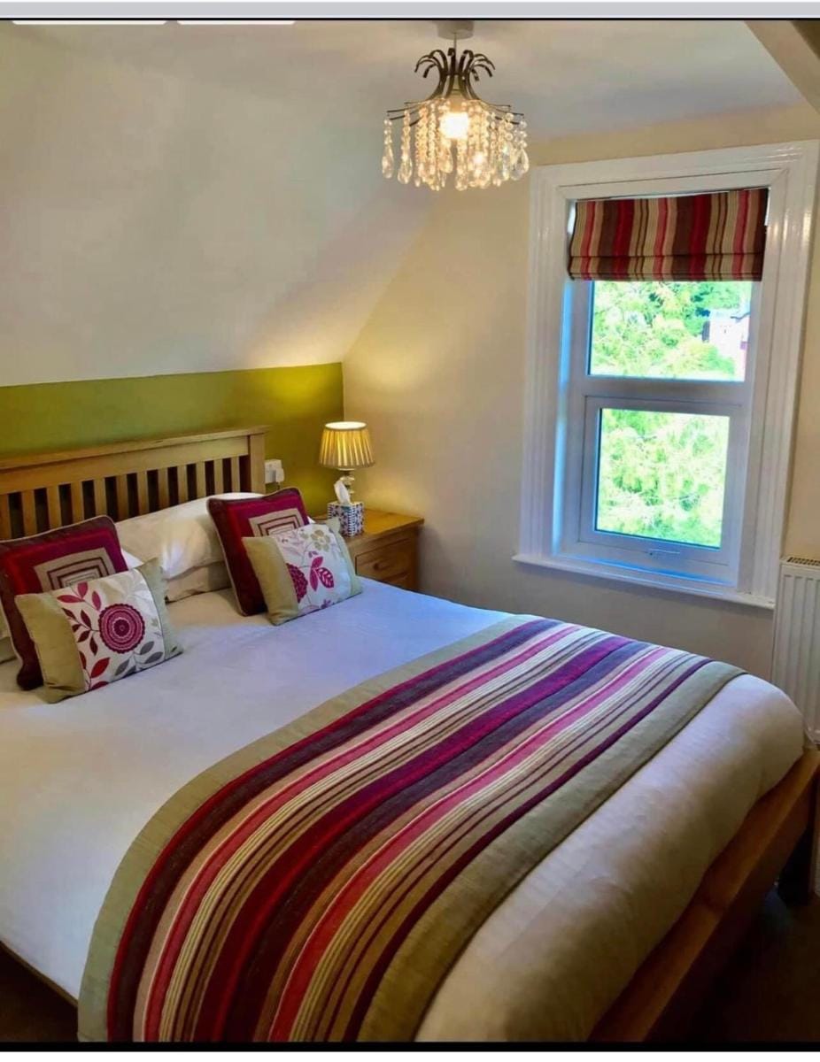 Elmdene Bed and Breakfast in Torquay