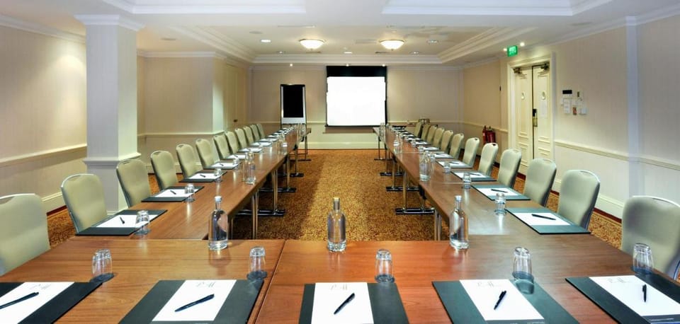 voco St. Johns Solihull By IHG Hotel in Shirley