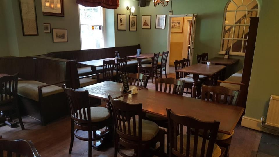 Nant Ddu Lodge Hotel & Spa Hotel in Llanfrynach