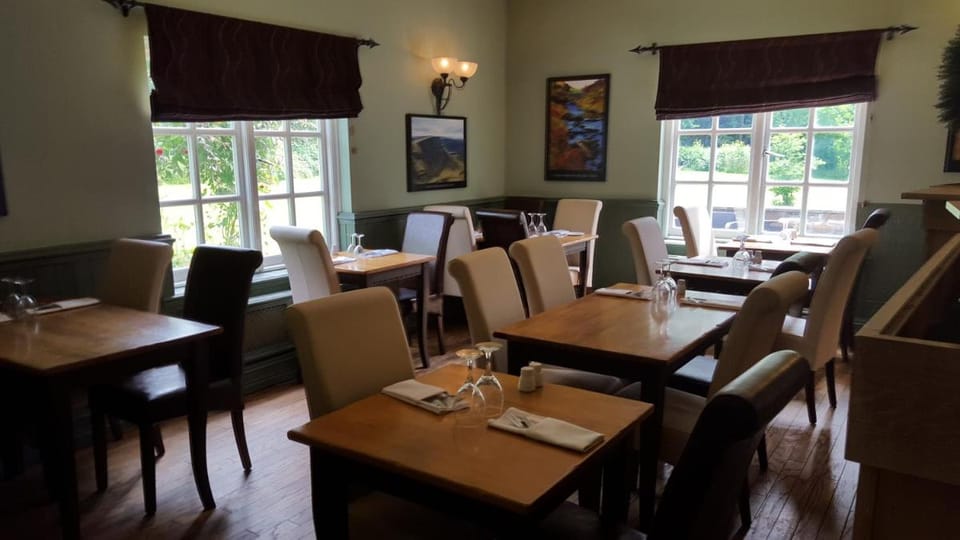 Nant Ddu Lodge Hotel & Spa Hotel in Llanfrynach