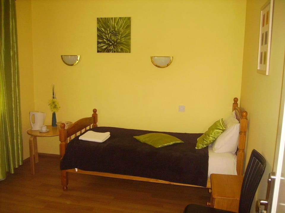 Stansted Airport Lodge Bed and Breakfast in Uttlesford