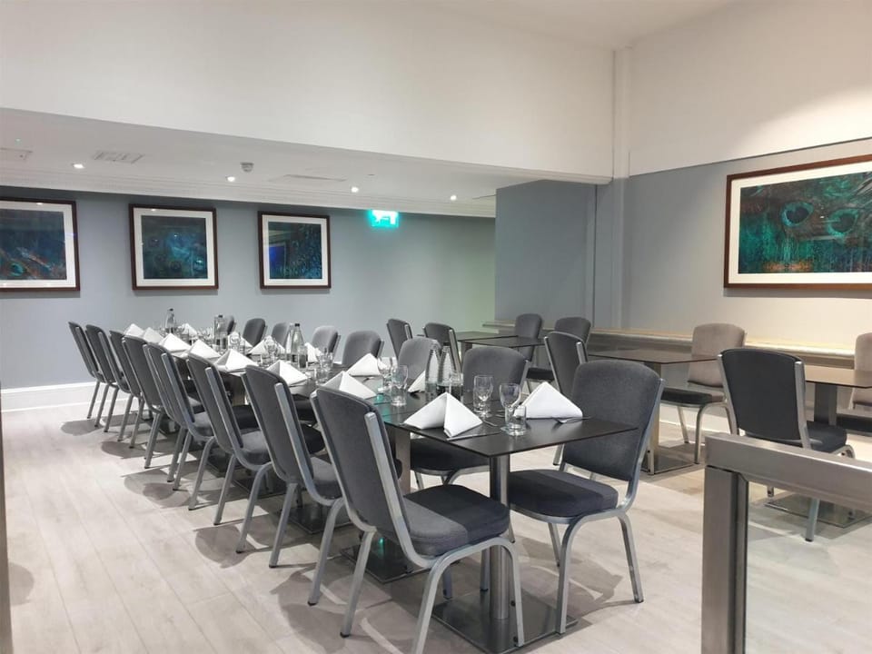 Hilton London Kensington Hotel in City of Westminster