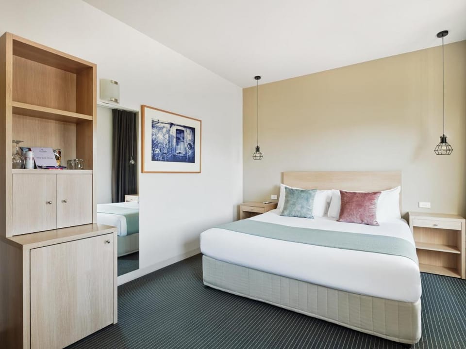 Saint Kilda Beach Hotel Hotel in Saint Kilda