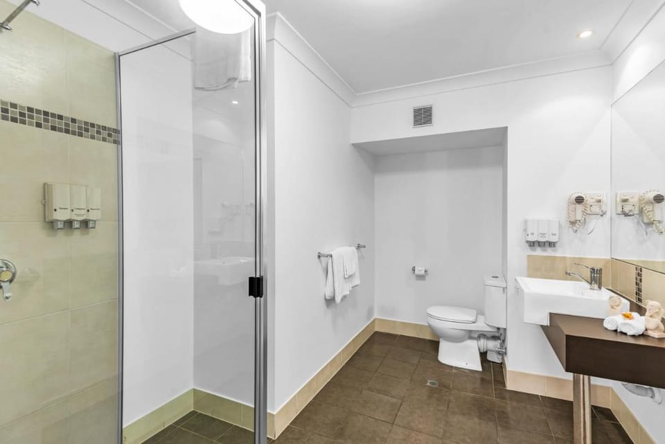Bay Village Tropical Retreat & Apartments Apartment hotel in Cairns
