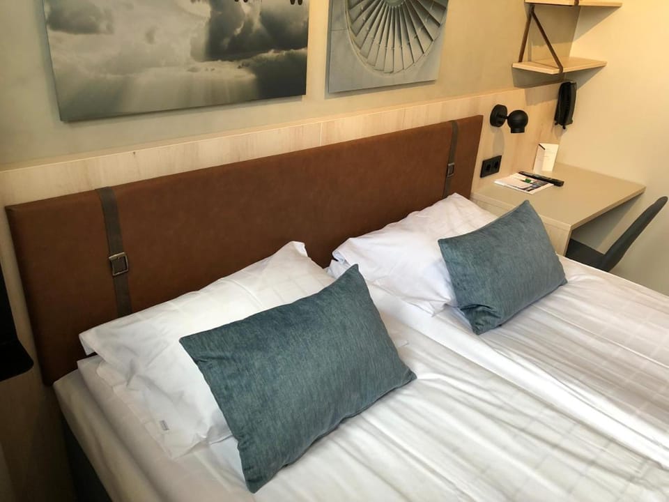 Airport Hotel Pilotti Hotel in Helsinki